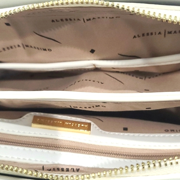 🆕Alessia Massimo Colorblock Top Handle Bag - Black / White / Grey NWT's - Picture 11 of 12